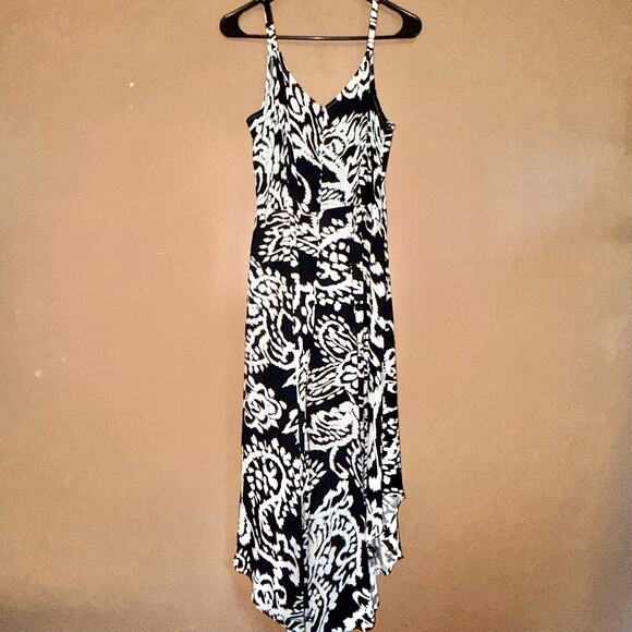 1 State Women's Black White Floral Spaghetti Strap Maxi Dress - Size Small - Picture 4 of 7